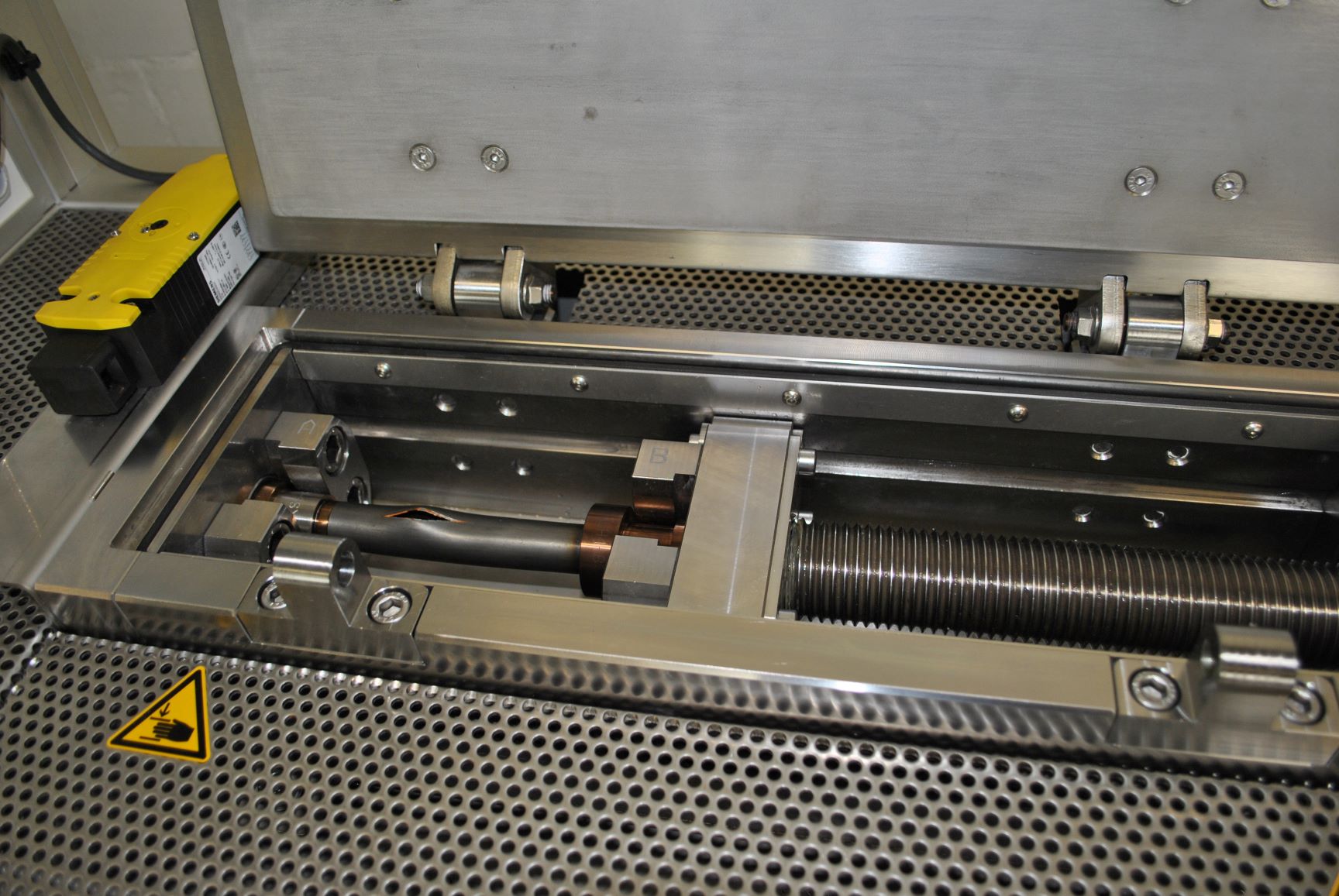 Berstprüfanlage für Airbag-Komponenten